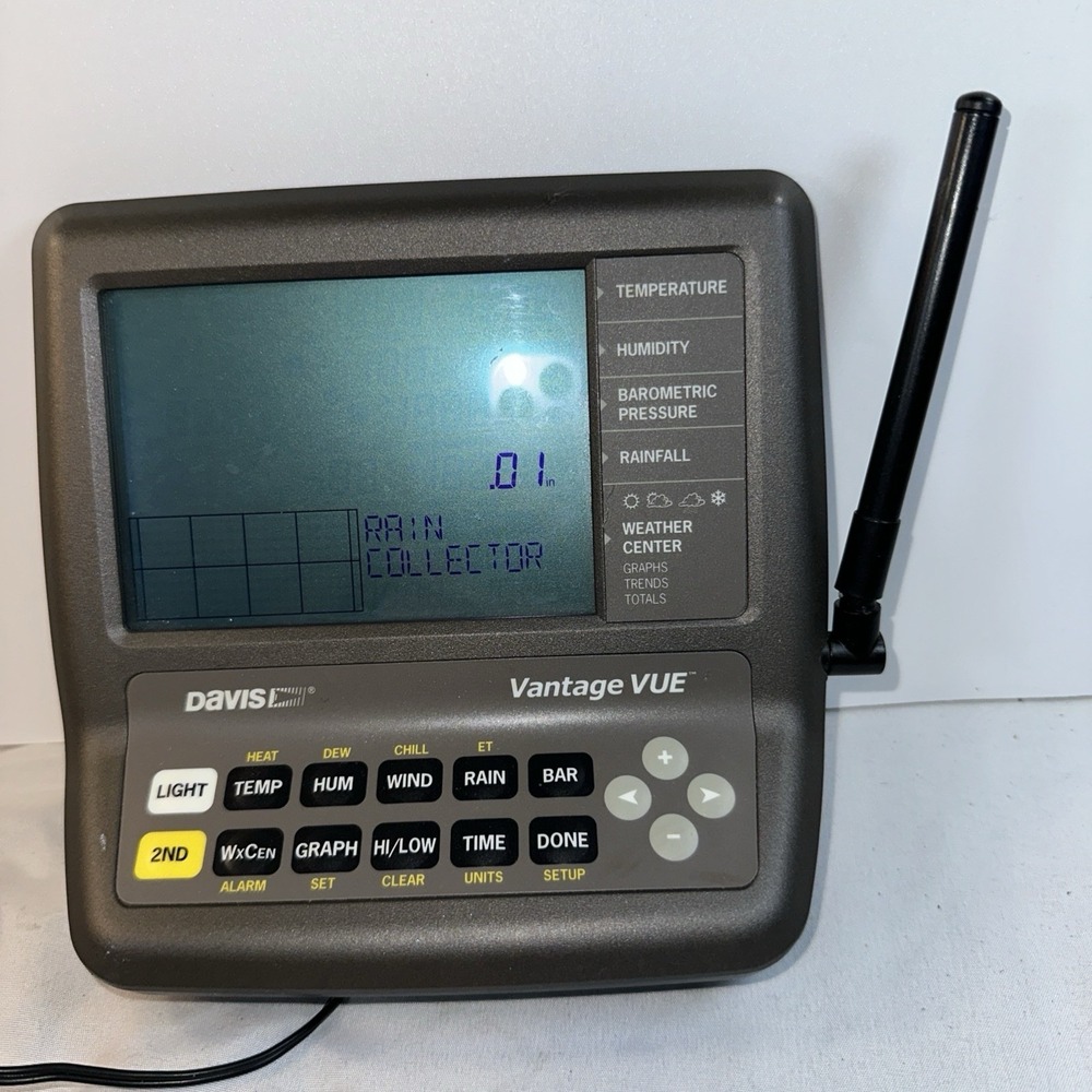 Davis Instruments Vantage VUE Weather Station Console 6351 Model 6120